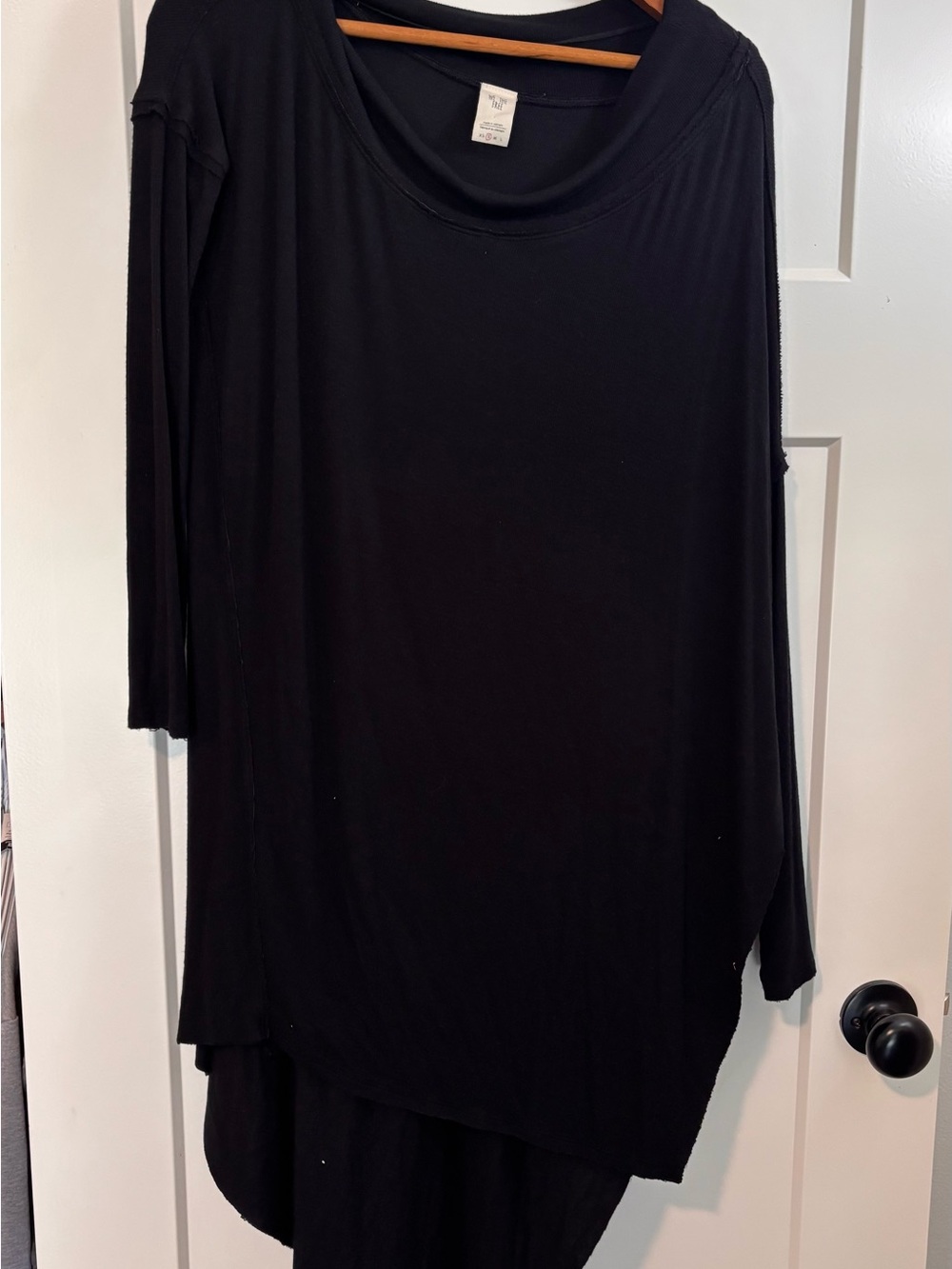 We The Free Women's Black Long Sleeve Tunic